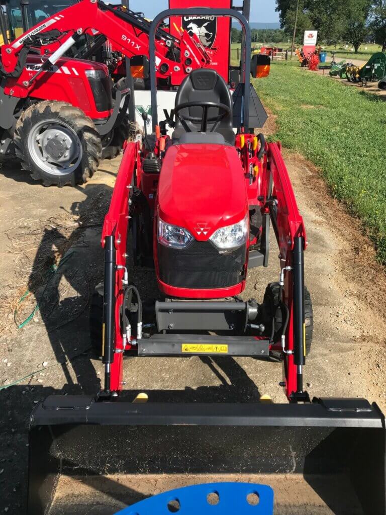 Massey Ferguson Gc1723e Bannister Tractor