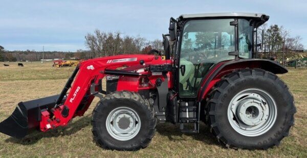 Massey Ferguson 5711 - Image 2