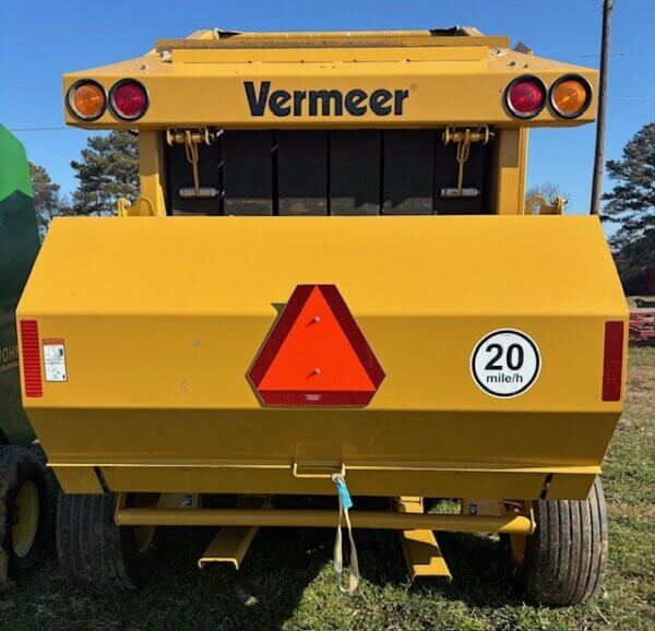 Vermeer 504R Signature - Image 8